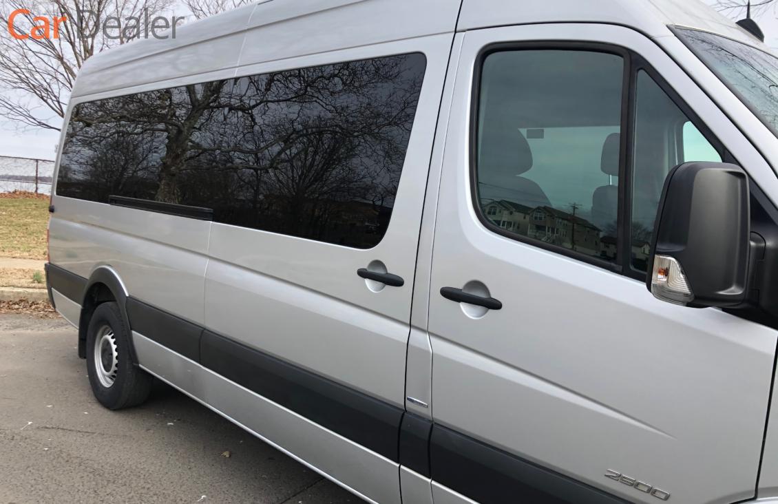 mercedes-benz sprinter passenger van 2016 8BRPE8DD2GE120549 image mercedes-benz sprinter passenger van 2016 8BRPE8DD2GE120549 image